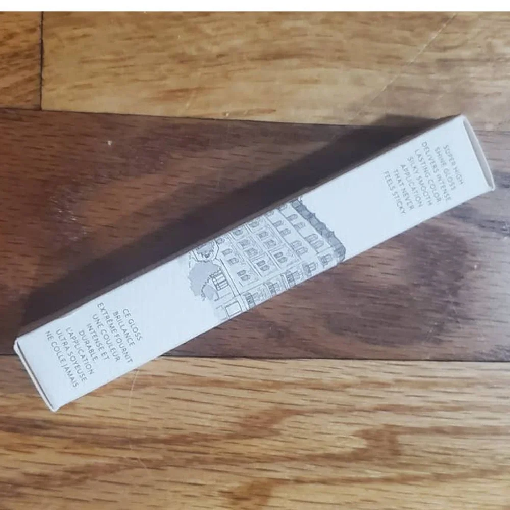 New in box! Cargo Essential Lip Gloss Vienna ~ Full Size